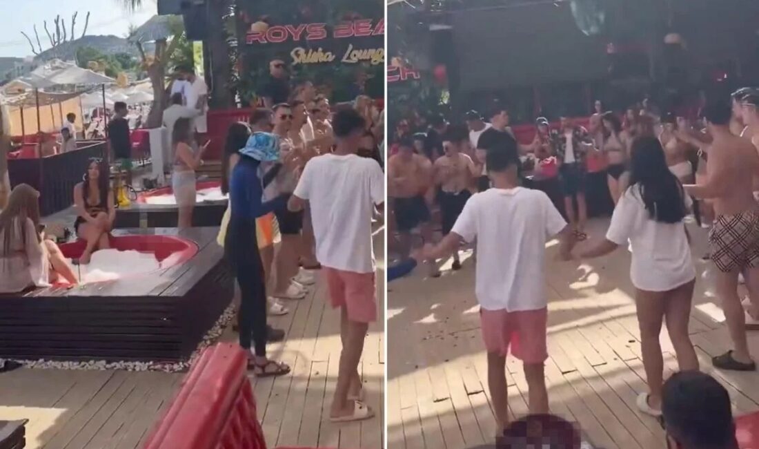 Bodrum'daki bir özel plajda köpüklü ayak havuzlarının çevresinde alkol tüketilip